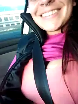 KendraBoss online show from April 5, 2026, 9:10 pm