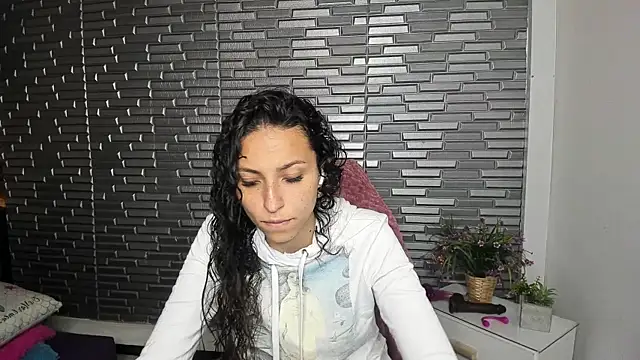 Ana maria 08 online show from April 16, 2026, 2:40 pm