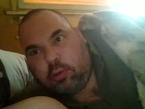 Snapshot of bb1god chatting on March 4, 2026, 6:21 am bb1god online show from March 4, 2026, 6:21 am