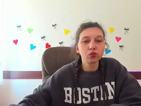 Ellina Star online show from March 9, 2026, 9:13 am