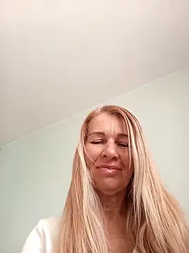 ViktoriaSexi1 online show from March 24, 2026, 7:30 am