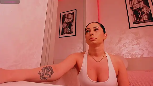 ZeynepX online show from April 8, 2026, 4:47 am