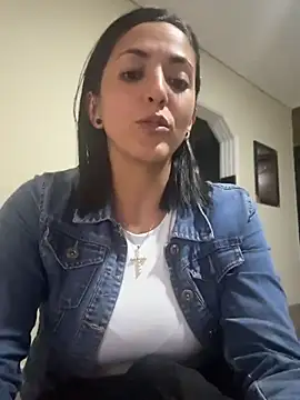SamanthaWalker  online show from June 15, 2026, 2:12 am