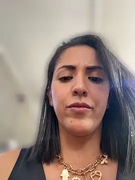 SamanthaWalker  online show from June 17, 2026, 5:23 pm