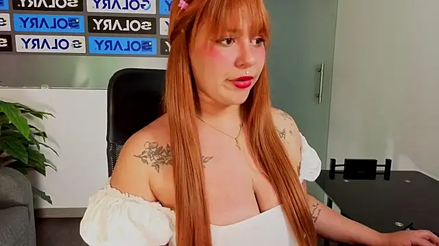 Snapshot of Ivy_Brown_ chatting on June 4, 2026, 8:57 pm Ivy Brown online show from June 4, 2026, 8:57 pm