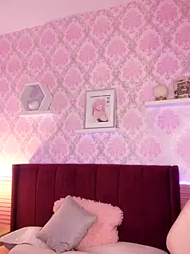 Jade rous online show from April 13, 2026, 11:36 am