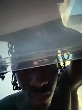 Snapshot of bigdrandy-8 chatting on March 4, 2026, 6:37 pm bigdrandy-8 online show from March 4, 2026, 6:37 pm