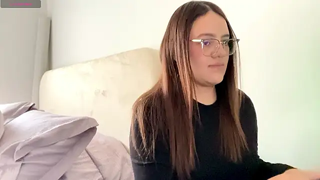 Sarahhh 0 online show from March 4, 2026, 8:16 pm