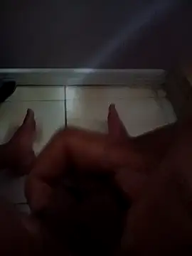 josue23cm online show from May 3, 2026, 2:42 pm