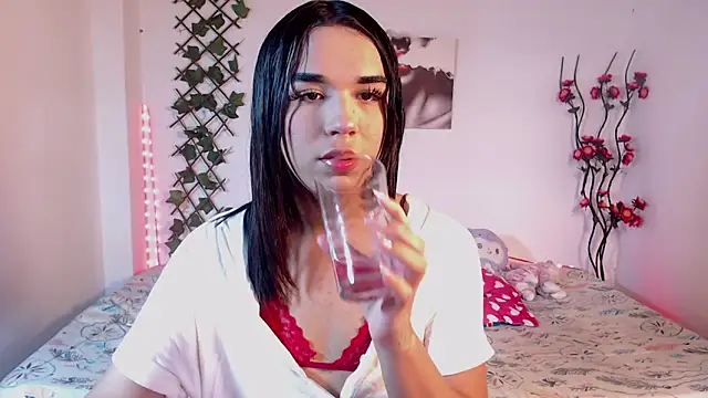 Candyy doll   online show from May 20, 2026, 7:11 pm