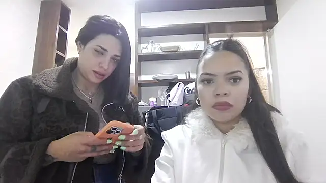 Snapshot of bellatentacion2026 chatting on June 25, 2026, 8:36 pm bellatentacion2026 online show from June 25, 2026, 8:36 pm