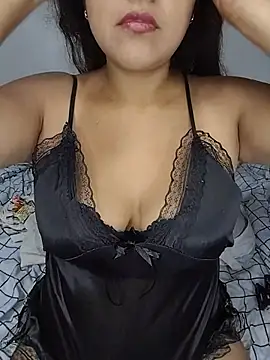 shantal1921 online show from June 4, 2026, 11:09 pm