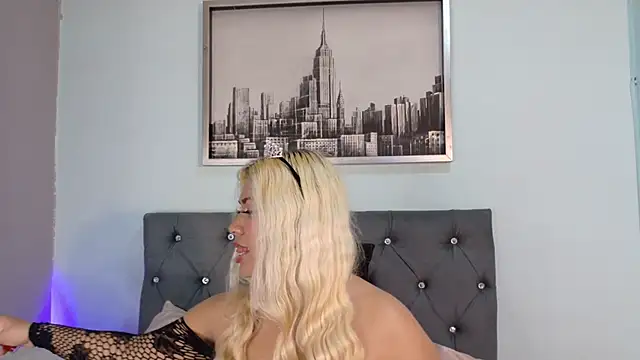 IvonnyBon gh online show from May 10, 2026, 3:10 am