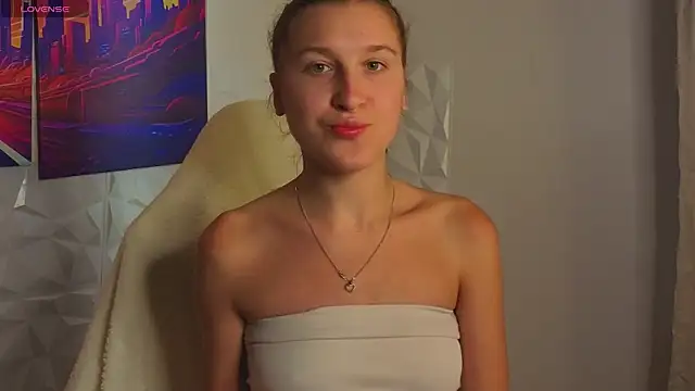 Xenia paradise online show from June 25, 2026, 11:54 pm