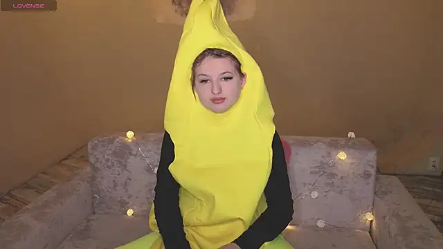 Banana Bowl online show from March 5, 2026, 8:44 am