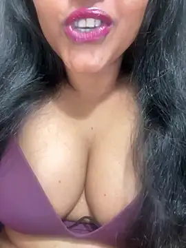 munni-munni6767 online show from April 11, 2026, 5:49 pm