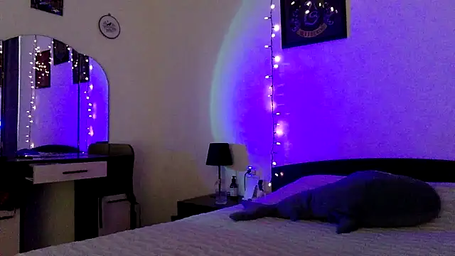 Milk shakeee online show from March 18, 2026, 6:49 am