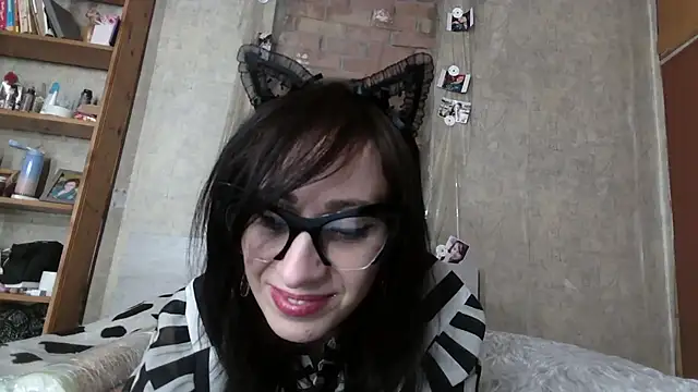 Barbie Rococo online show from April 24, 2026, 7:27 pm