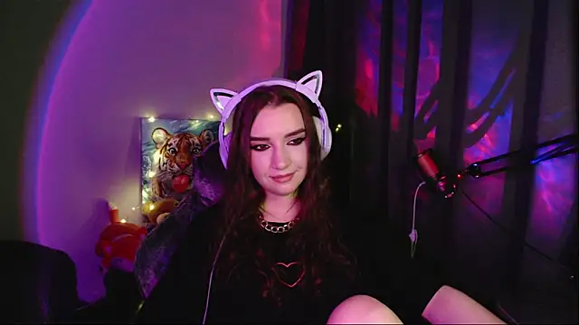 Celia Sensual  online show from June 1, 2026, 7:02 pm
