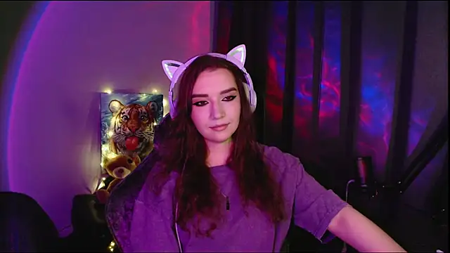Celia Sensual  online show from May 30, 2026, 6:57 pm