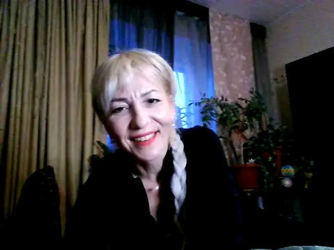 Snapshot of AlisaAngell chatting on April 6, 2026, 2:07 am AlisaAngell online show from April 6, 2026, 2:07 am