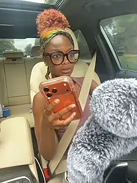 Snapshot of Princessssbby chatting on July 13, 2026, 5:23 pm Princessssbby online show from July 13, 2026, 5:23 pm