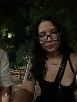 Petite Artemis online show from April 7, 2026, 5:20 am