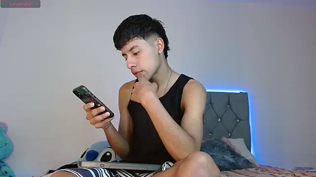 Sebas fire4 online show from May 6, 2026, 3:49 pm