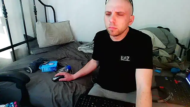 experiencelove online show from April 3, 2026, 9:10 pm