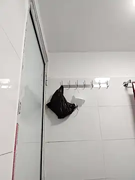 Ruby-xx online show from April 14, 2026, 12:54 pm