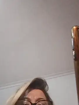 ManuelaX online show from March 5, 2026, 6:48 pm