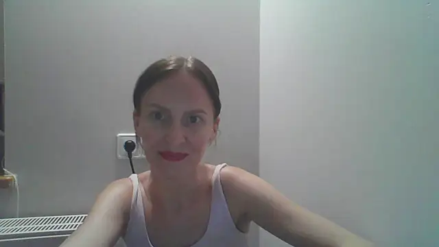 AnnaTight online show from August 2, 2026, 8:28 pm