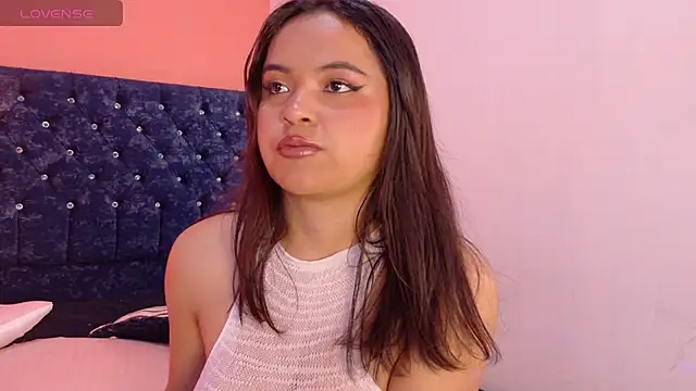 Catalinaa01 online show from July 15, 2026, 1:07 pm
