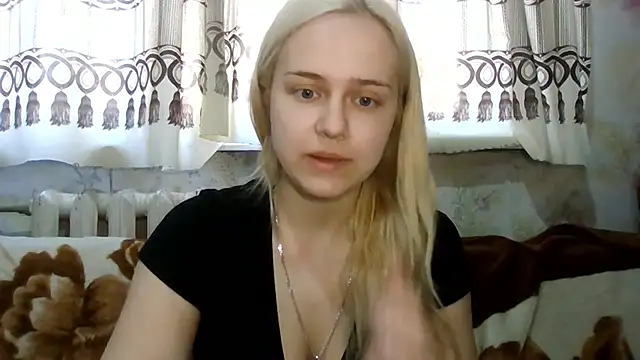 Barbie   girl online show from April 7, 2026, 5:53 am