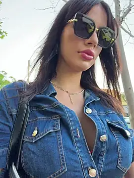 RaniaSnow online show from July 19, 2026, 3:59 am