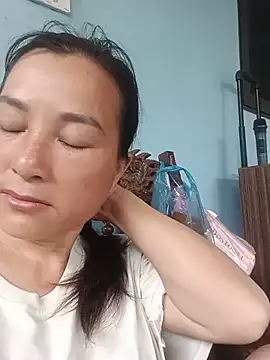 Yuhi3d online show from June 24, 2026, 7:18 am