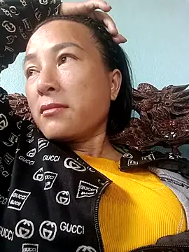 Yuhi3d online show from August 3, 2026, 4:09 am