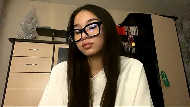 CatherineForbes online show from March 13, 2026, 12:32 pm