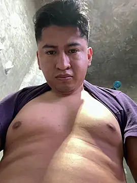 Snapshot of GoldenM95 chatting on July 12, 2026, 5:58 pm GoldenM95 online show from July 12, 2026, 5:58 pm