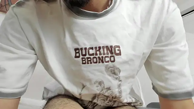 finn jackson online show from April 2, 2026, 8:04 pm