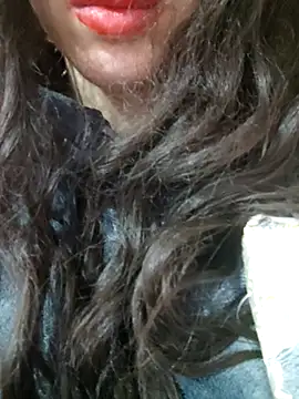 Kamilya89six online show from April 1, 2026, 11:23 pm