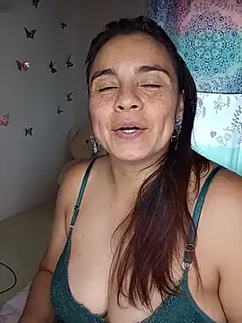 Snapshot of BettyBoo_w chatting on July 29, 2026, 8:30 pm BettyBoo w online show from July 29, 2026, 8:30 pm