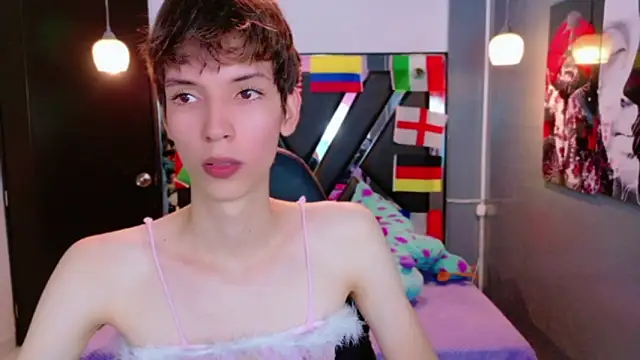 Stefany PiInk online show from June 13, 2026, 3:32 pm