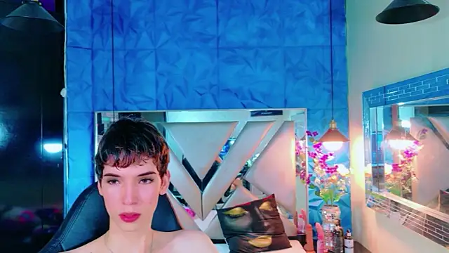Stefany PiInk online show from May 28, 2026, 12:11 pm
