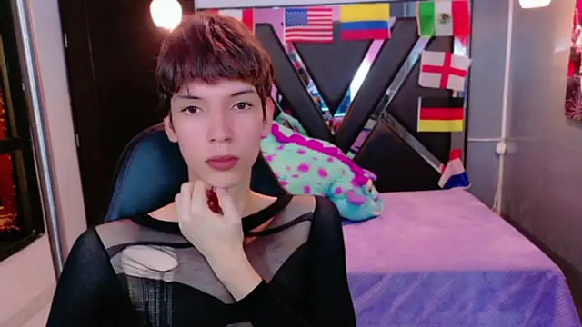 Stefany PiInk online show from June 17, 2026, 1:10 pm
