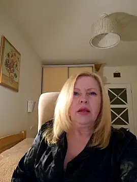 JanieLight53 online show from March 24, 2026, 12:32 am