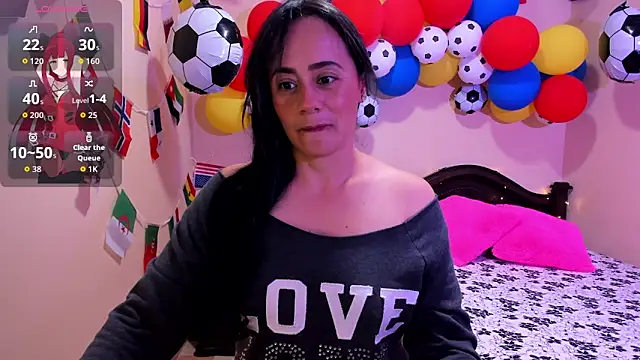 sara florez12 online show from June 16, 2026, 10:48 am