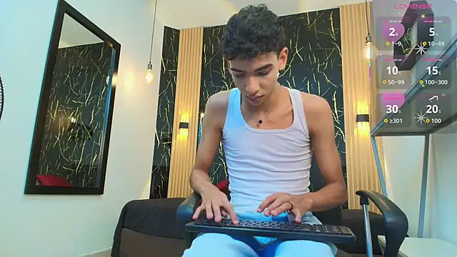 ValeriHot 1 online show from May 24, 2026, 2:44 am