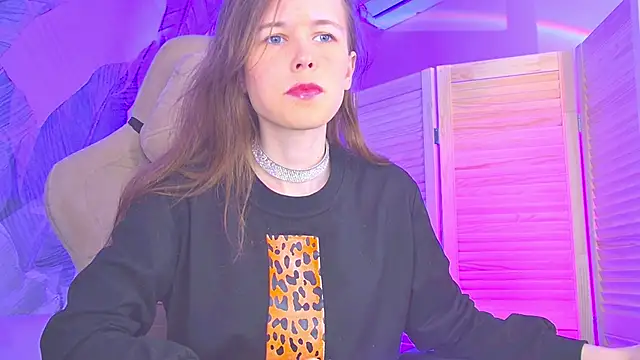 AriaGracen online show from April 8, 2026, 11:44 am