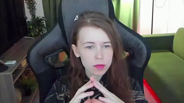 AriaGracen online show from March 27, 2026, 8:22 am